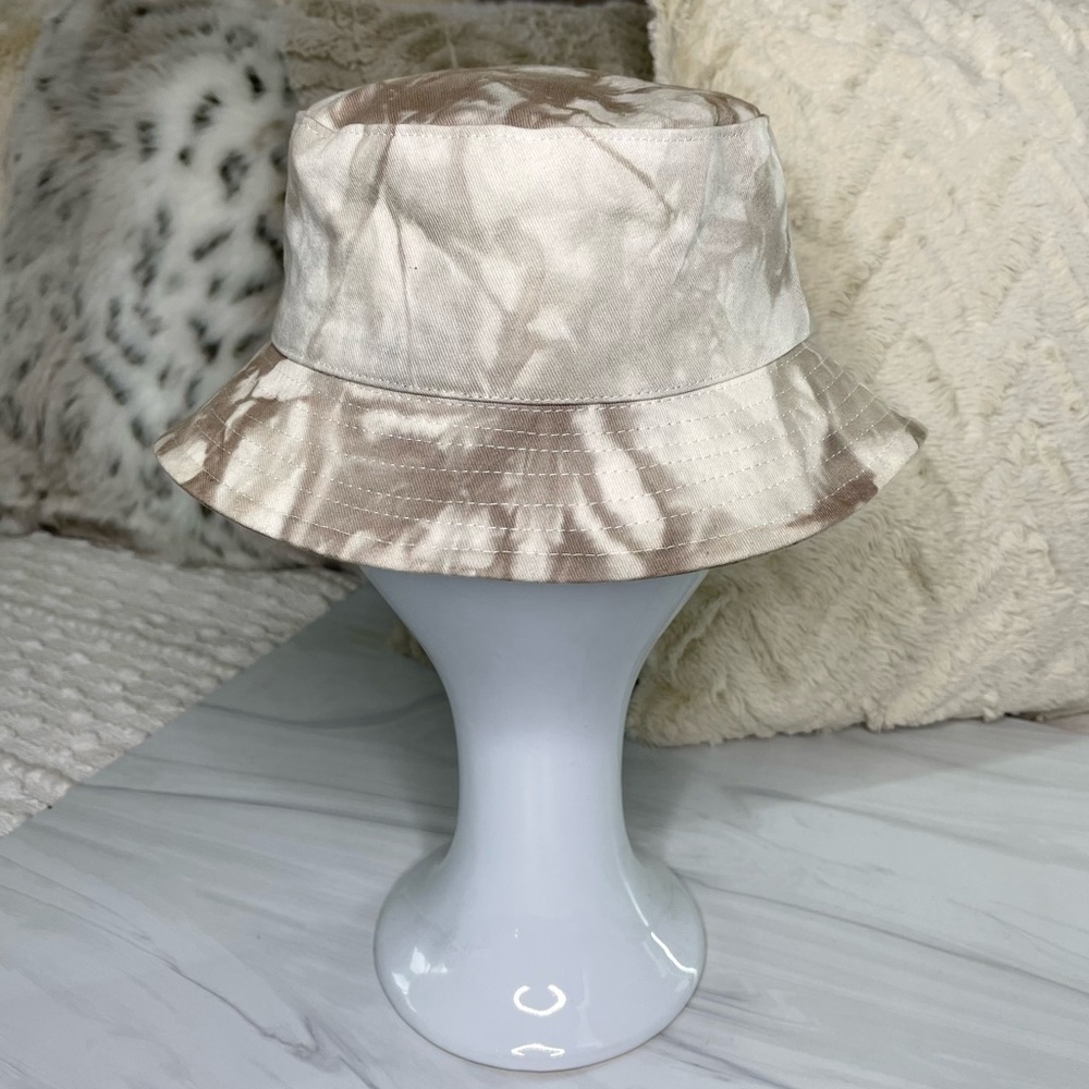 ZARA Nude Tie Dye Bucket Hat